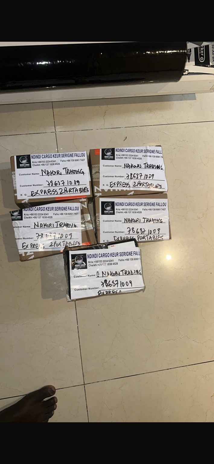 Colis réels identifiés au nom de Nakori Trading